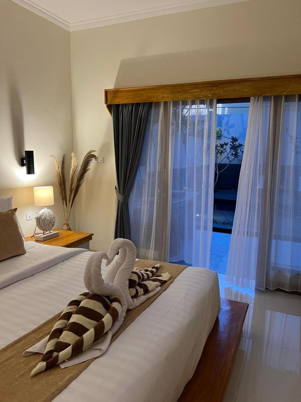 Tanis Village - Luxury Villas Gili Air Extérieur photo